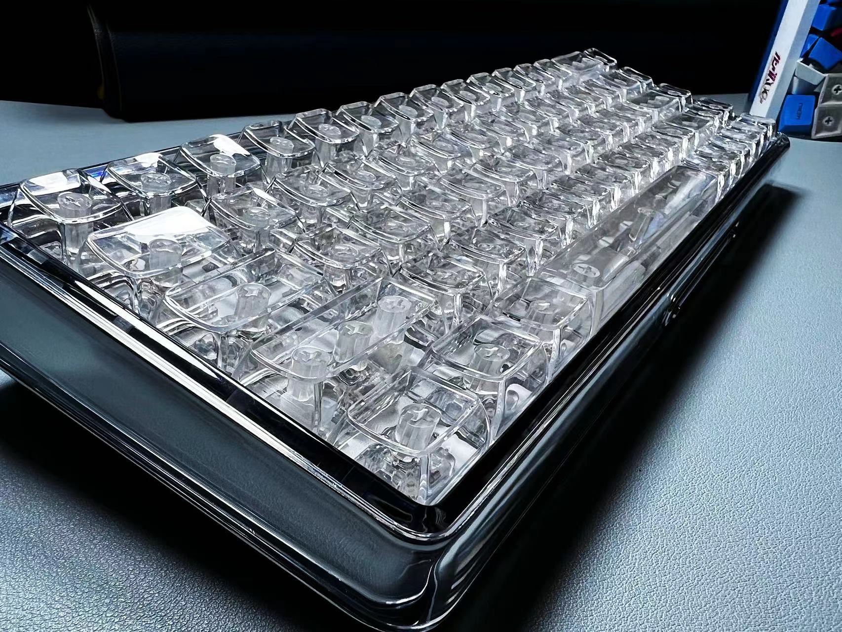 132 Keys Crystal Transparent K - Keyboard Gaming Black บทวิจารณ์และราคา